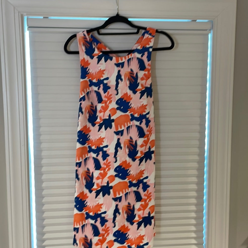 Beautiful sun dress with back cut out